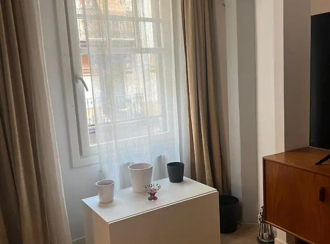 Palacete Frente Al Casco Viejo De * בילבאו