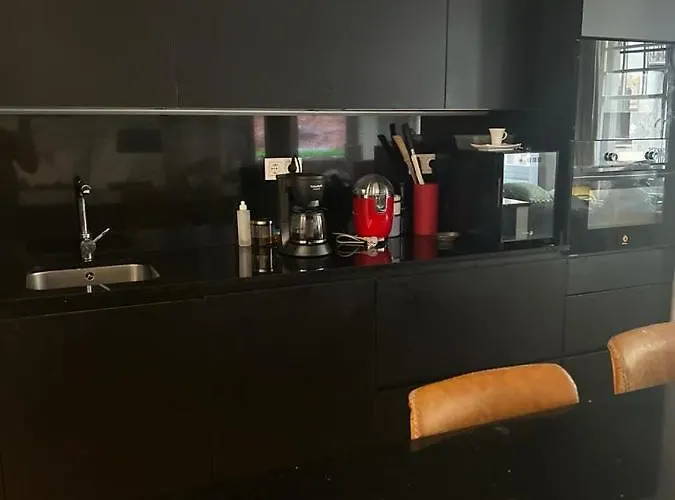 Palacete Frente Al Casco Viejo De דירה *