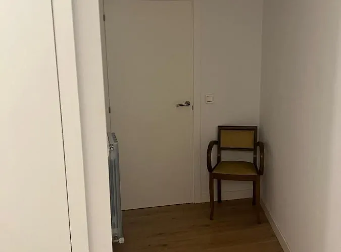 Palacete Frente Al Casco Viejo De דירה בילבאו