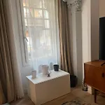 Palacete Frente Al Casco Viejo De * Бильбао