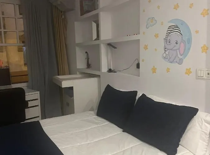 Palacete Frente Al Casco Viejo De Appartement *